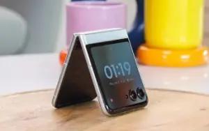 HP Layar Lipat Terbaru Motorola Razr 70 (FOTO: gsmarena)