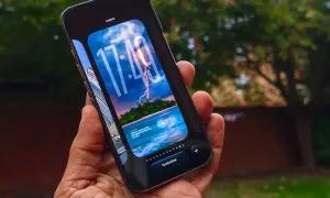 Bosan Tampilan Gitu-Gitu Aja? Ini Cara Modifikasi Font Jam di Lock Screen iPhone Kamu! (FOTO: digitaltrends)