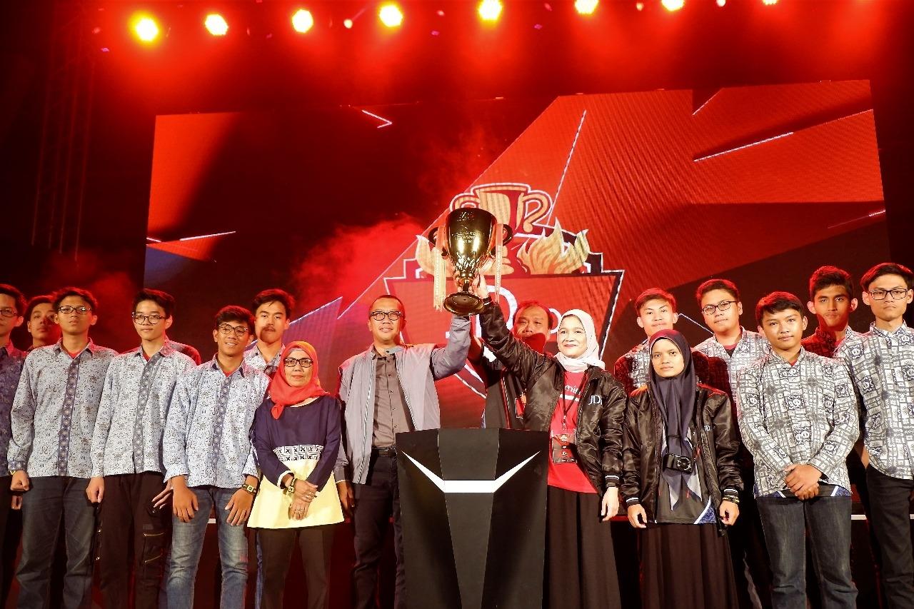SMAN 7 Bandung Juara Kualifikasi JD.ID HSL 2018