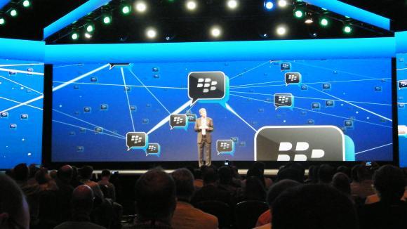 iPad dan Tablet Android Tidak Akan Kebagian Layanan BlackBerry Messenger!