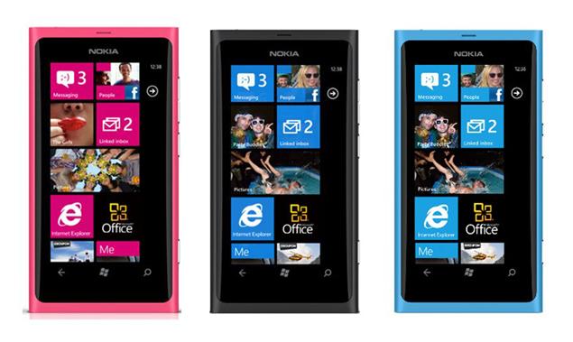 Konsumen Lebih Memilih Lumia Daripada BlackBerry