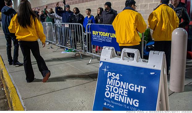 Wow, Sony Berikan Ribuan Selimut Dan Pizza Gratis Untuk Para Pengantri PS4!