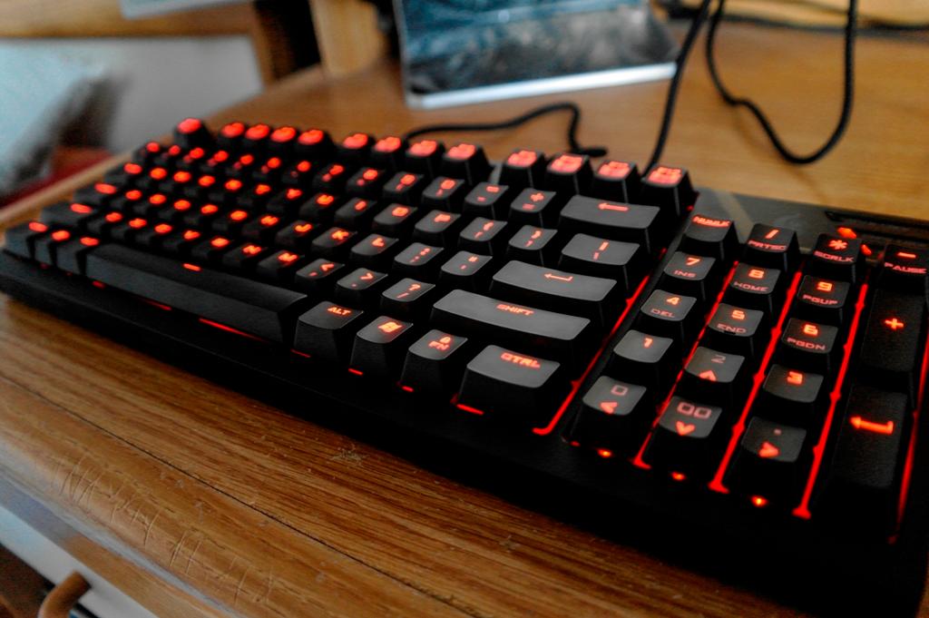 Keyboard Gaming Mekanik CM STORM Ultimate Tersedia di Indonesia
