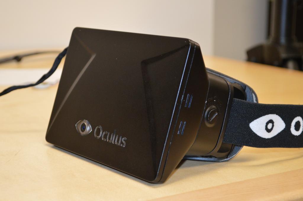 Bagaimana Jika Oculus Rift Digunakan Oleh Orang Yang Mabuk?