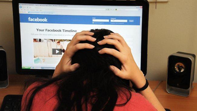 Akibat di Bully Di Facebook, Seorang Remaja Gantung Diri