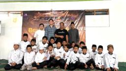 Peresmian bantuan Booyah Ramadan 2026 Garena Free Fire di Madrasah Diniyyah Al-Islamiyah, Cikarang Selatan, Bekasi. (FOTO: Indogamers.com/Ica Juniyanti)